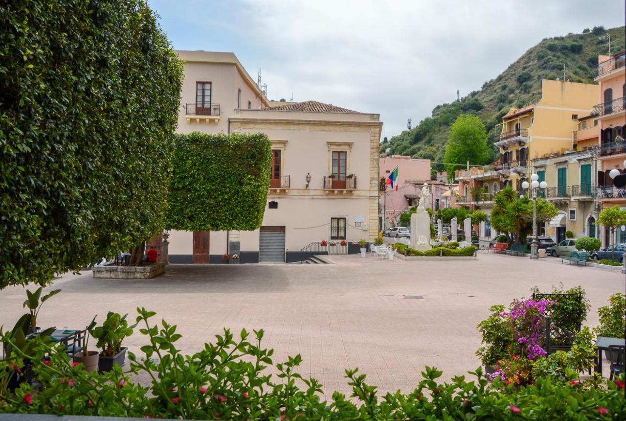 Ferienwohnung Sun Sea House Taormina Giardini-Naxos Exterior foto